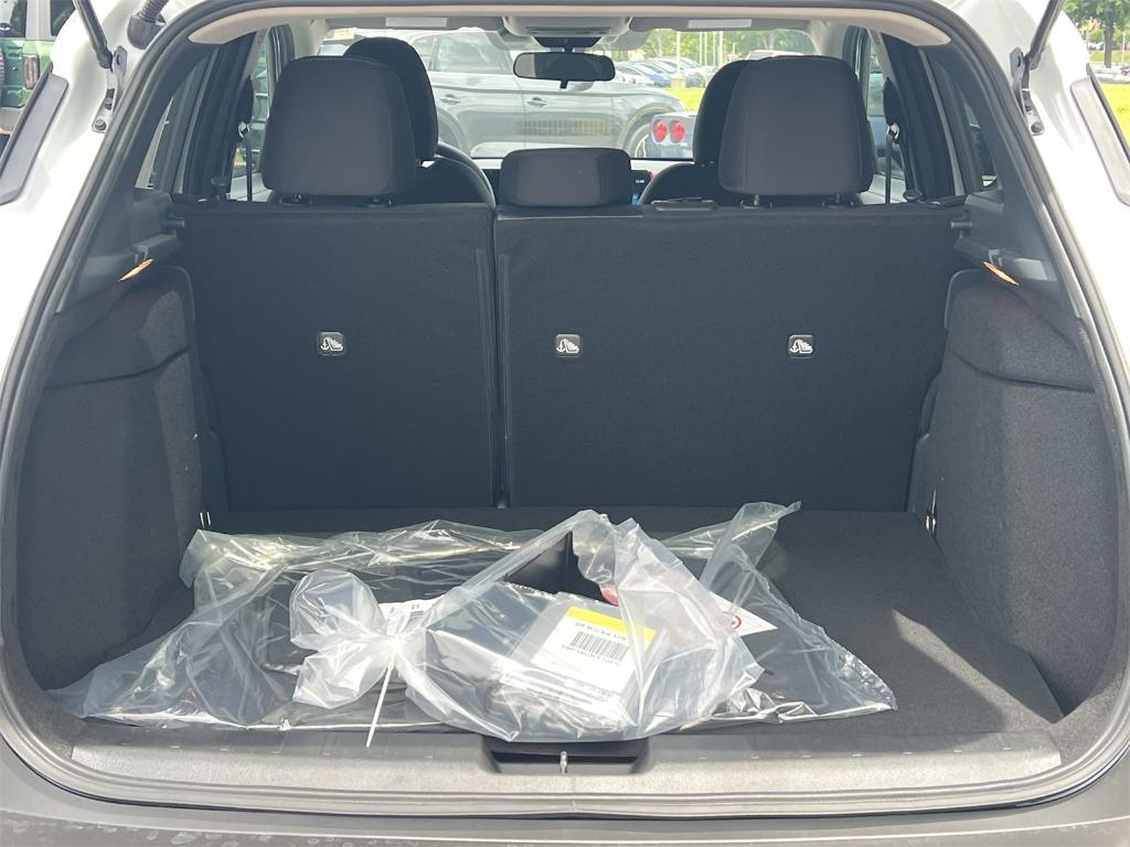 new 2025 Nissan Kicks car
