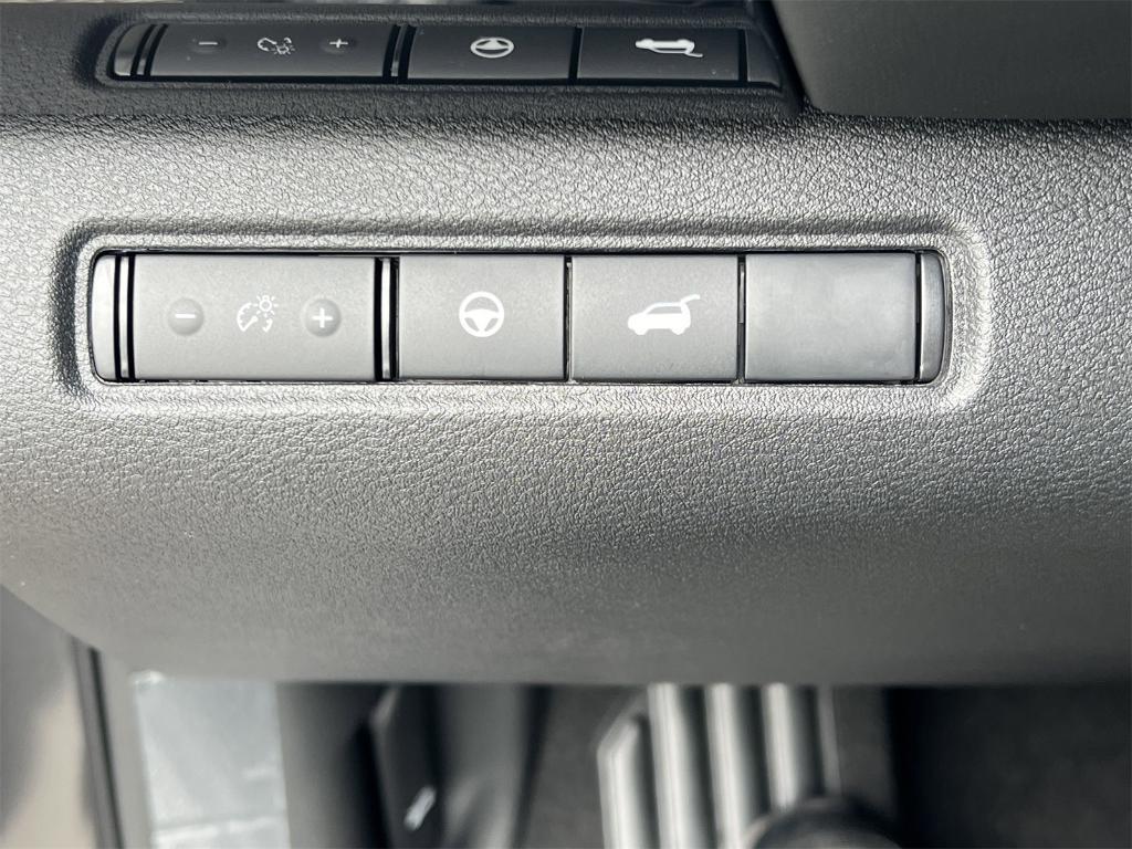 new 2025 Nissan Pathfinder car, priced at $38,879