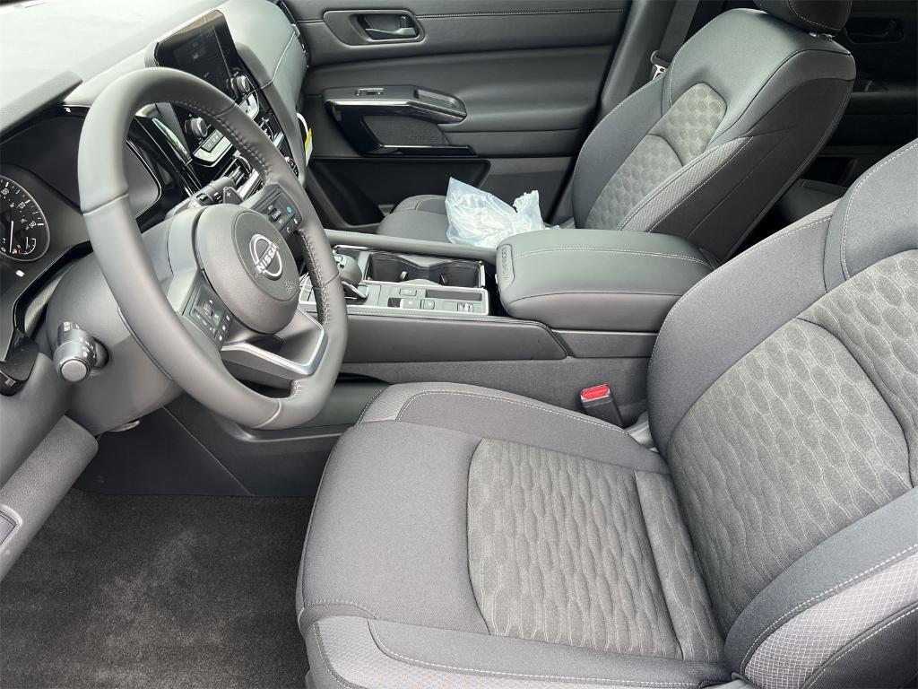 new 2025 Nissan Pathfinder car, priced at $38,879