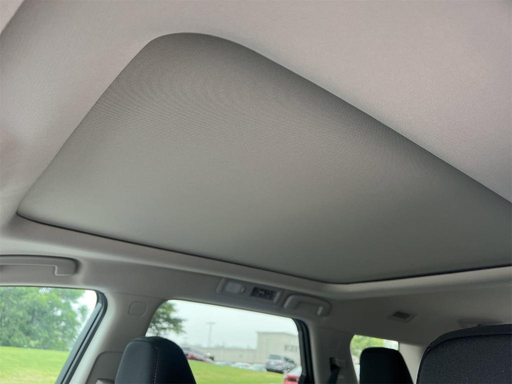 new 2025 Nissan Pathfinder car, priced at $39,183