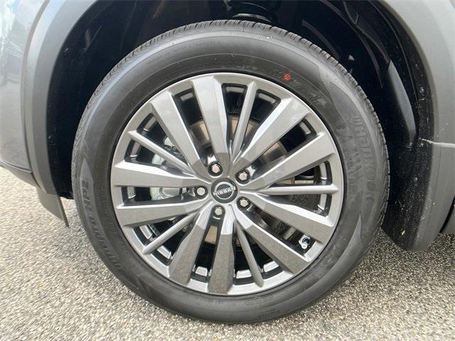 new 2025 Nissan Pathfinder car, priced at $40,661