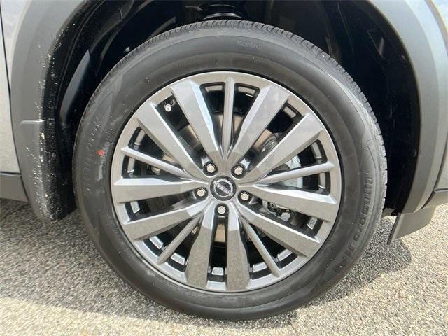 new 2025 Nissan Pathfinder car, priced at $40,661