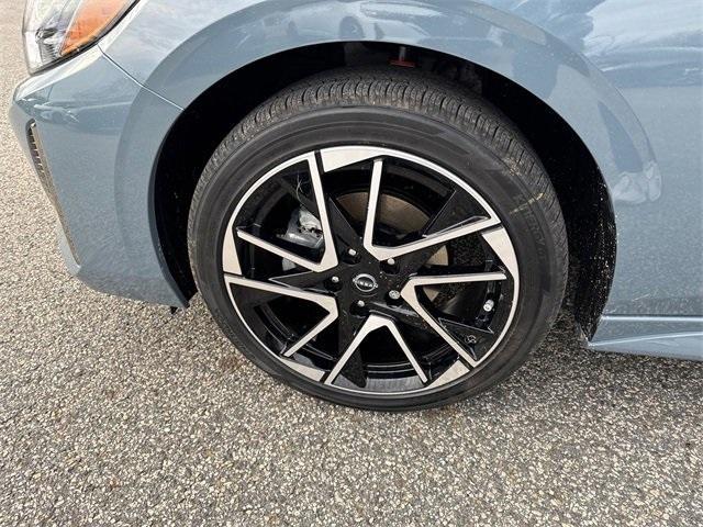 new 2025 Nissan Sentra car, priced at $24,961