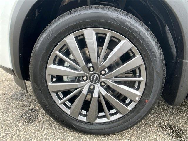 new 2025 Nissan Pathfinder car, priced at $41,042
