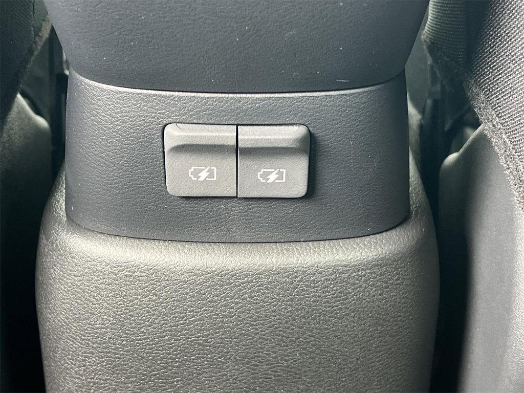 new 2025 Nissan Kicks Play car, priced at $20,900