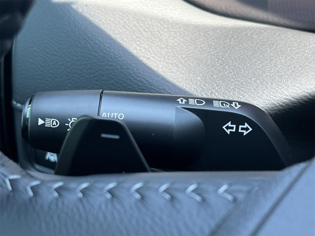 new 2025 Nissan Armada car