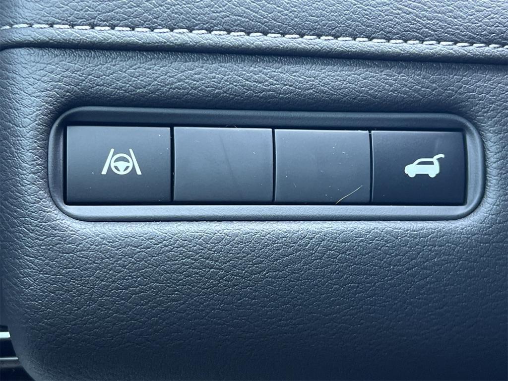 new 2025 Nissan Armada car