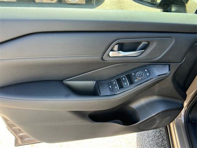 new 2025 Nissan Rogue car, priced at $34,526