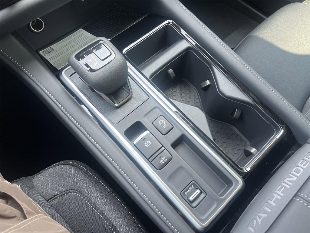 new 2025 Nissan Pathfinder car, priced at $35,847