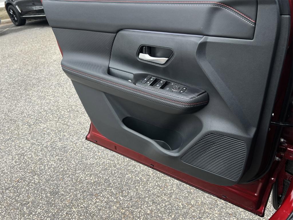 new 2025 Nissan Kicks car, priced at $26,839