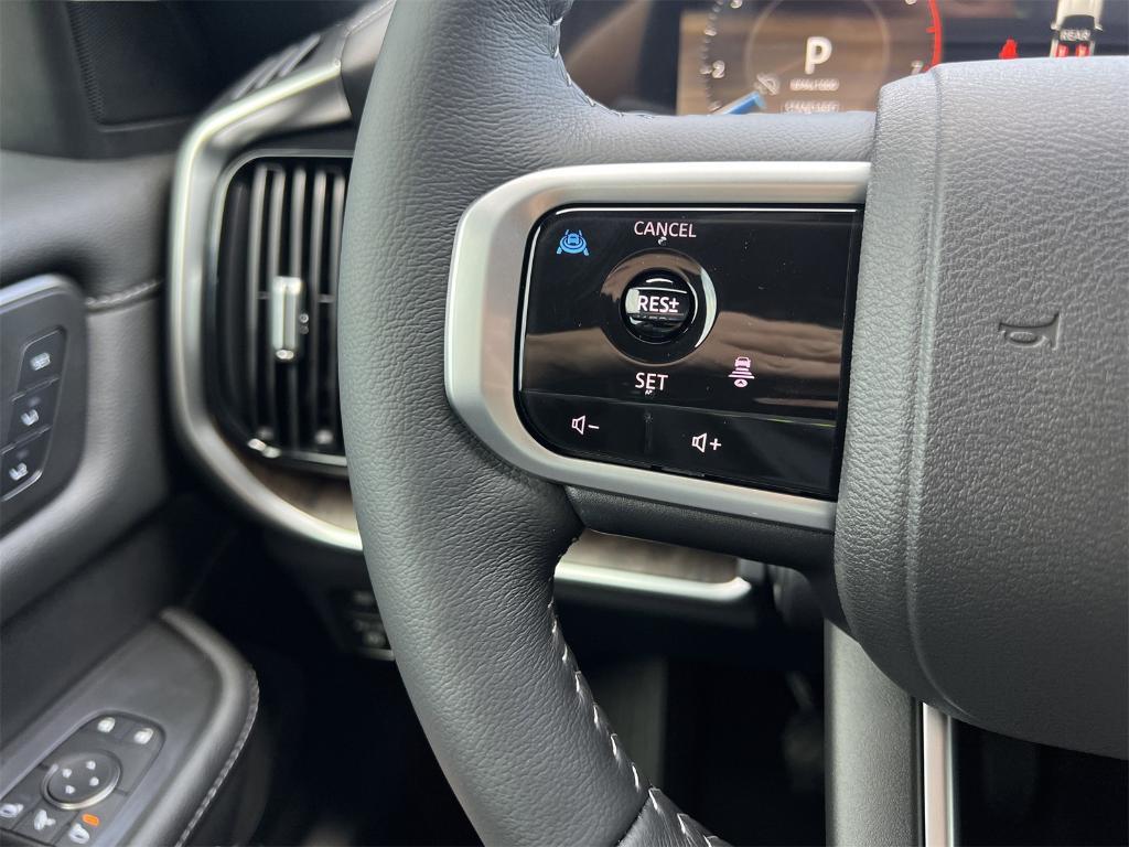 new 2025 Nissan Armada car
