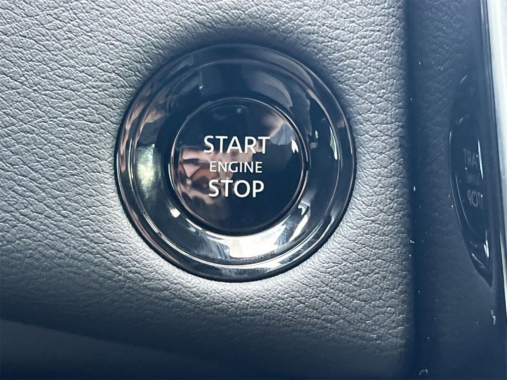 new 2025 Nissan Armada car