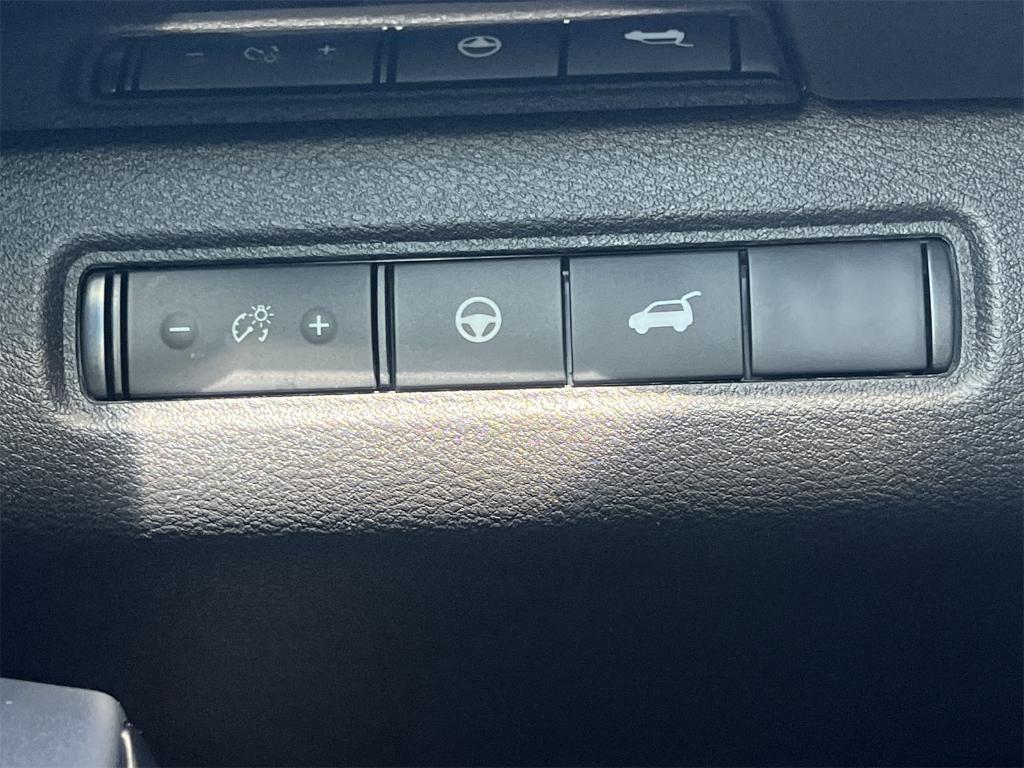 new 2025 Nissan Pathfinder car, priced at $39,104