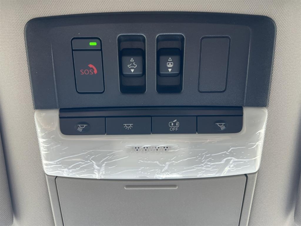 new 2025 Nissan Pathfinder car, priced at $39,104