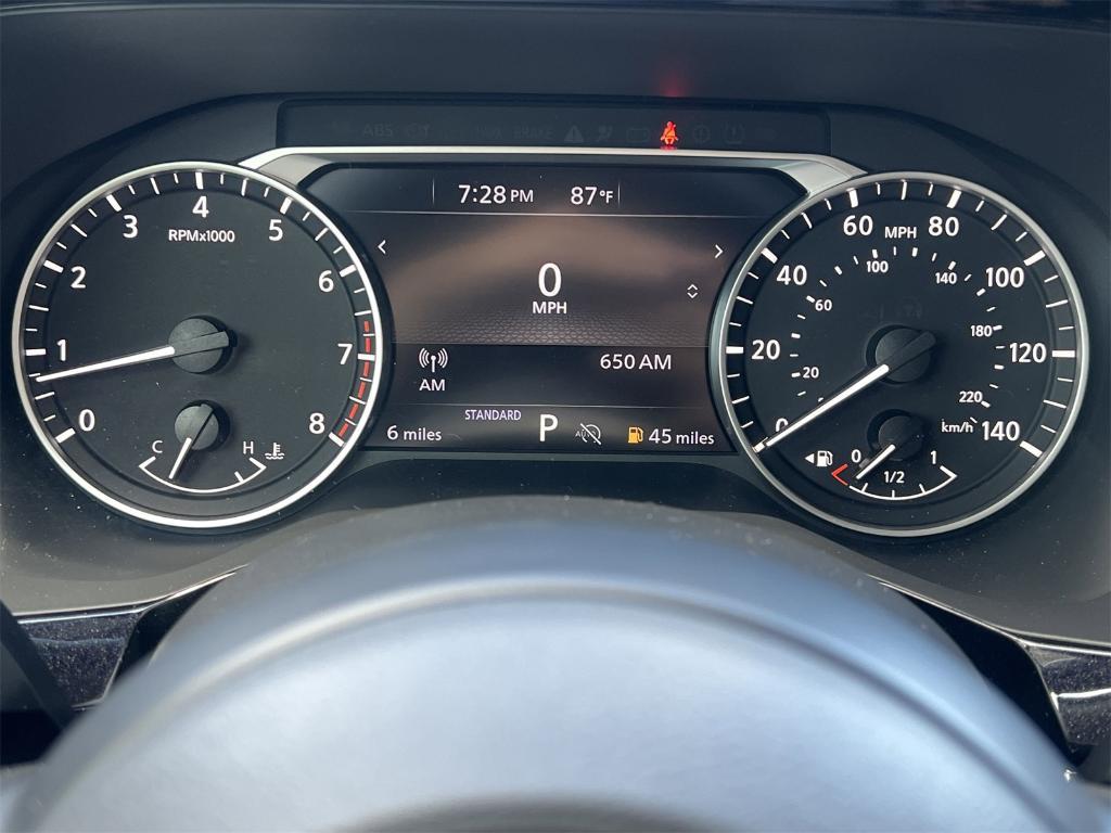 new 2025 Nissan Pathfinder car, priced at $39,104