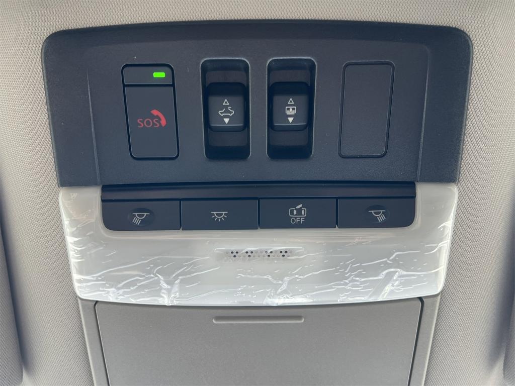 new 2025 Nissan Pathfinder car, priced at $39,104