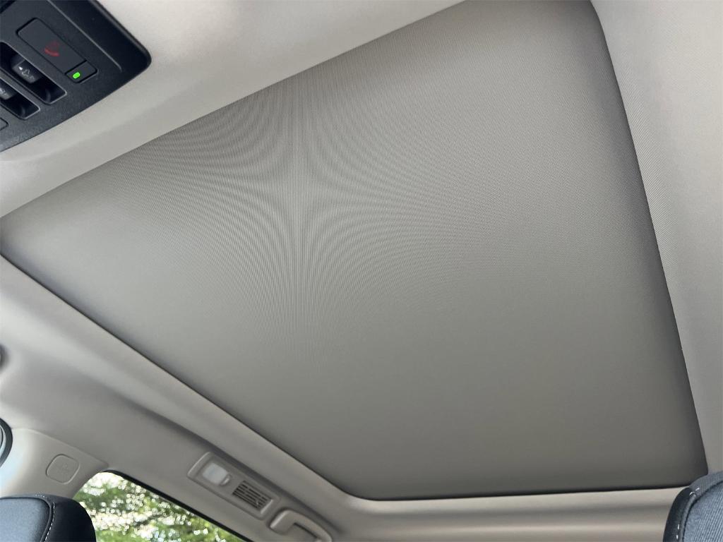 new 2025 Nissan Pathfinder car, priced at $39,104