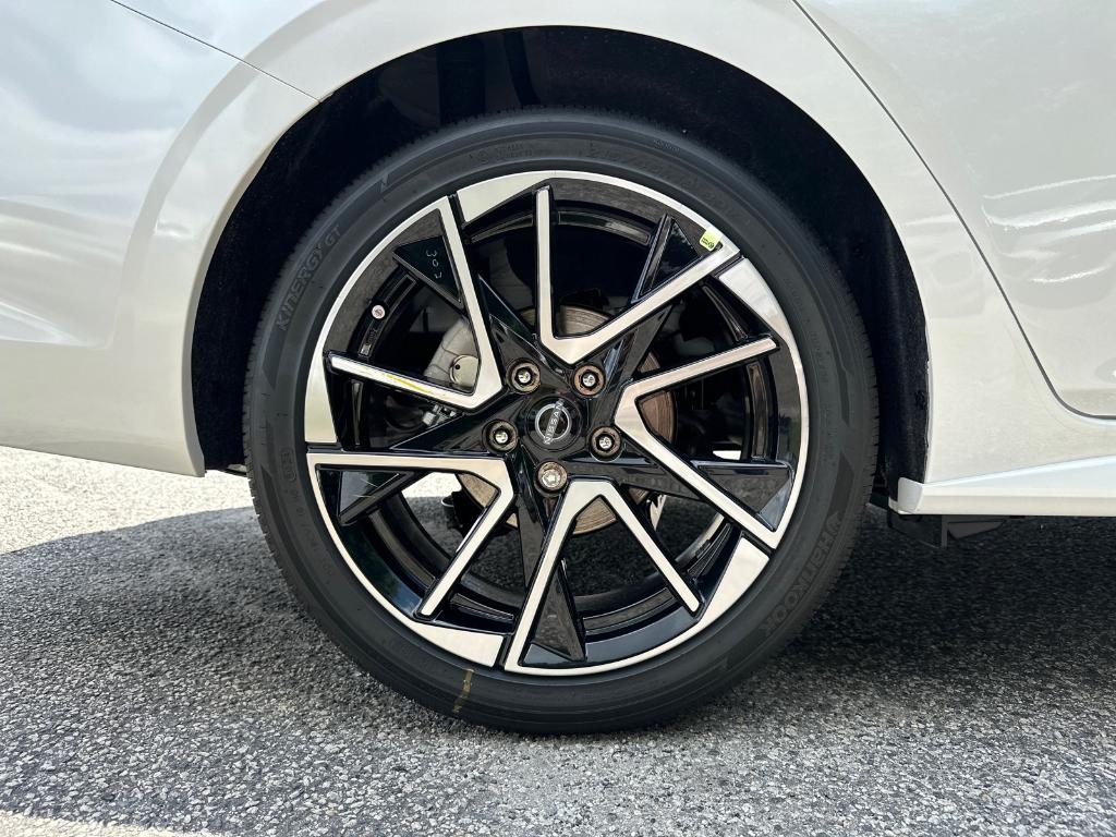 new 2025 Nissan Sentra car