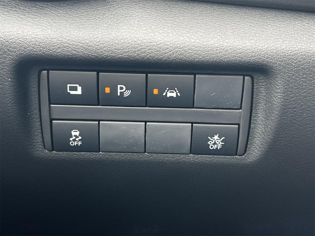 new 2025 Nissan Versa car, priced at $19,488