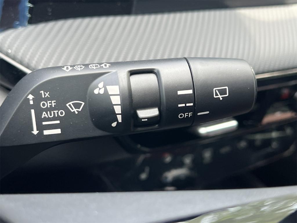 new 2025 Nissan Kicks car, priced at $26,436
