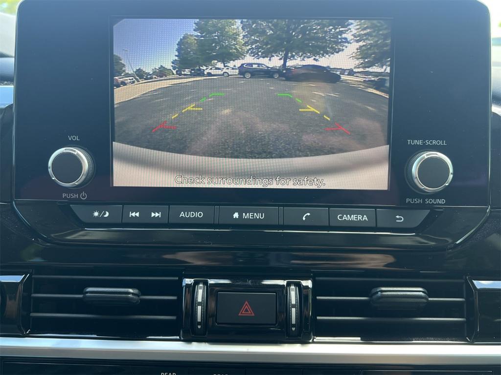 new 2025 Nissan Pathfinder car, priced at $39,586