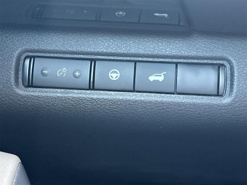 new 2025 Nissan Pathfinder car, priced at $39,586