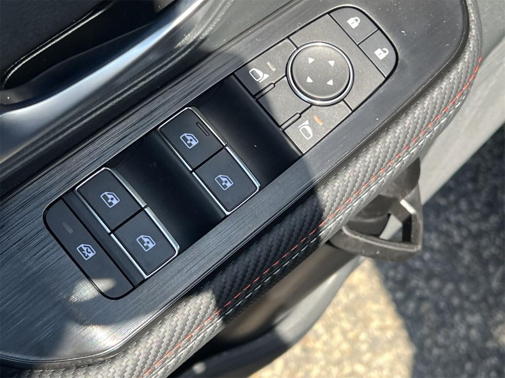 new 2025 Nissan Kicks car, priced at $25,687