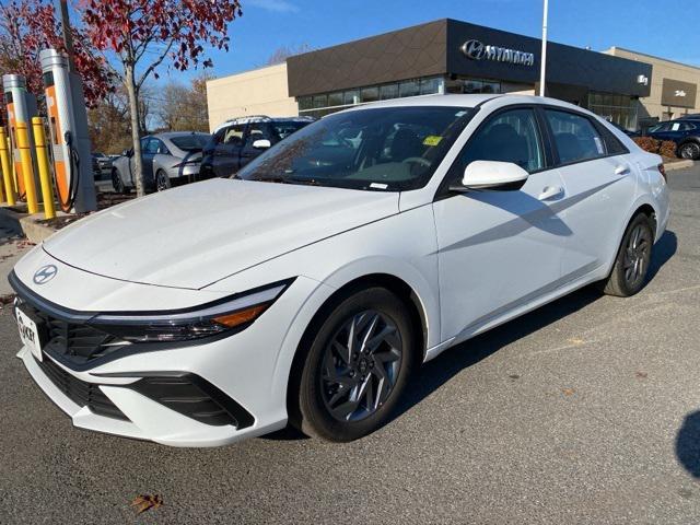 new 2024 Hyundai Elantra car, priced at $25,520