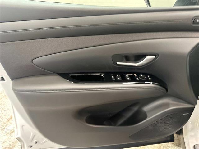 new 2025 Hyundai TUCSON Plug-In Hybrid car, priced at $49,900