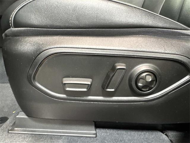 used 2023 Jeep Grand Cherokee car, priced at $39,987