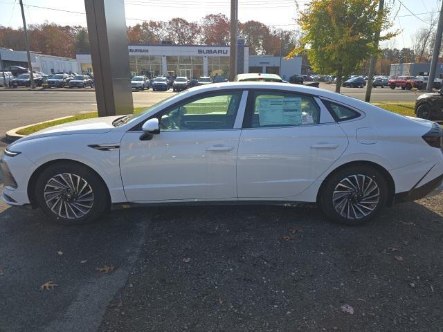 new 2024 Hyundai Sonata Hybrid car, priced at $32,975