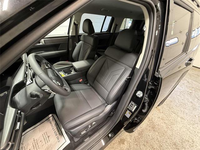 new 2025 Hyundai Santa Fe car, priced at $41,014