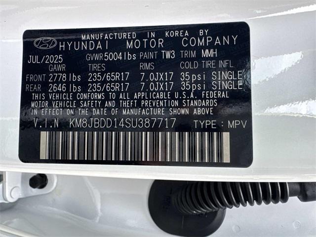 new 2025 Hyundai TUCSON Hybrid car, priced at $36,560