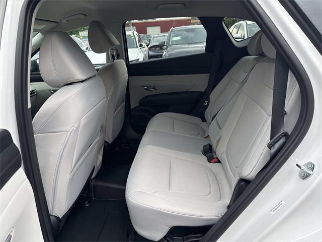 new 2025 Hyundai TUCSON Hybrid car, priced at $36,560