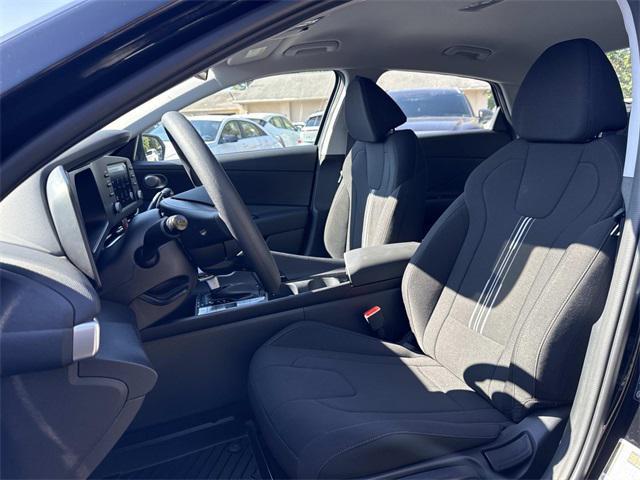 new 2025 Hyundai ELANTRA HEV car, priced at $27,290