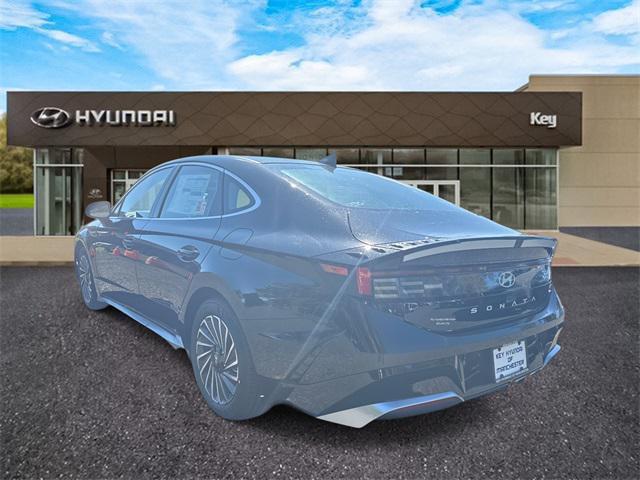 new 2025 Hyundai Sonata Hybrid car, priced at $33,160