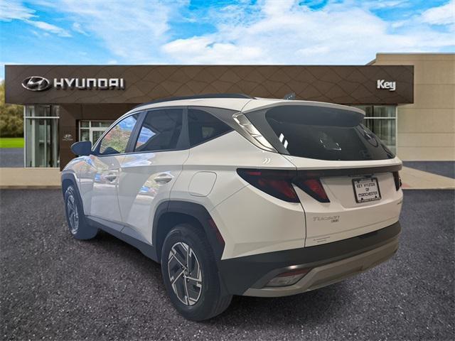 new 2025 Hyundai TUCSON Hybrid car, priced at $36,095