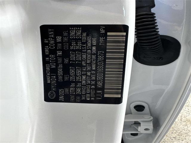 new 2025 Hyundai TUCSON Hybrid car, priced at $36,095