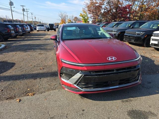 new 2024 Hyundai Sonata Hybrid car, priced at $38,890