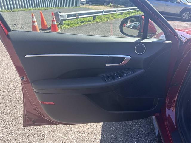 new 2025 Hyundai Sonata car, priced at $33,435