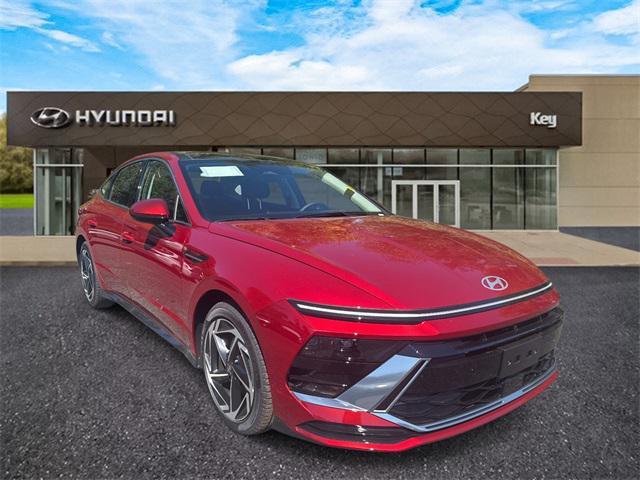 new 2025 Hyundai Sonata car, priced at $33,435