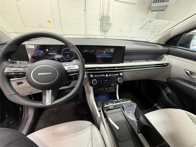 new 2025 Hyundai TUCSON Hybrid car, priced at $39,100