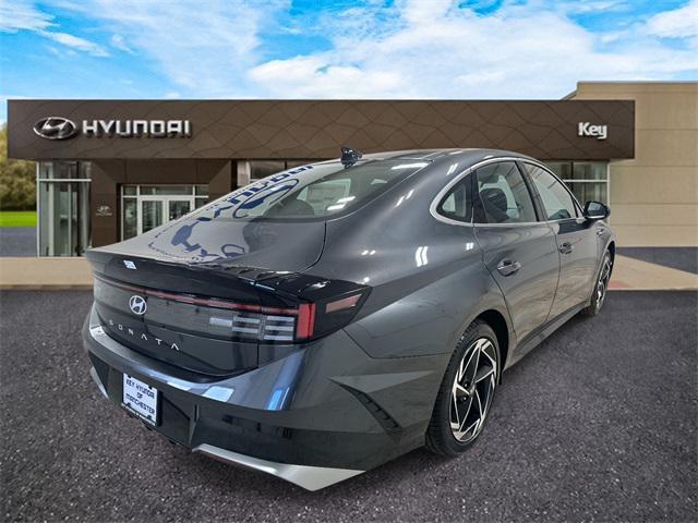 new 2025 Hyundai Sonata car, priced at $32,935