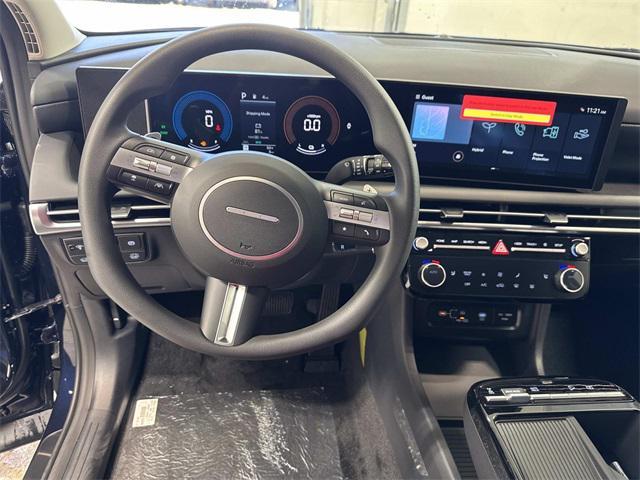 new 2026 Hyundai TUCSON Hybrid car