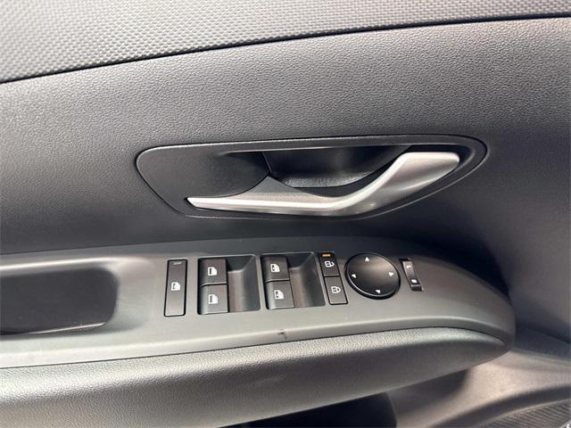 new 2026 Hyundai TUCSON Hybrid car