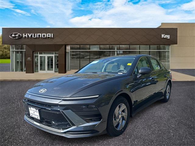 new 2025 Hyundai Sonata car, priced at $28,865