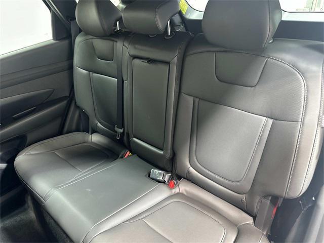 new 2025 Hyundai TUCSON Hybrid car, priced at $38,430