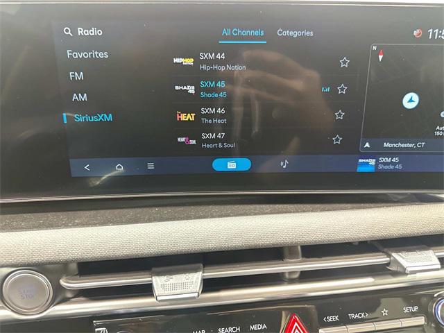 new 2025 Hyundai TUCSON Hybrid car, priced at $38,430