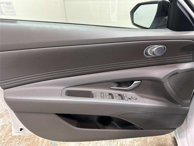 new 2025 Hyundai Elantra car, priced at $25,565