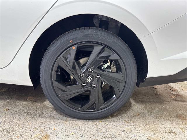 new 2026 Hyundai ELANTRA HEV car, priced at $29,795